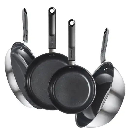 FISKARS FUNCTIONAL FORM Komplet garnki z pokrywkami 8 el + Patelnie 20, 24, 28 cm + Wok / powłoka Ceratec™