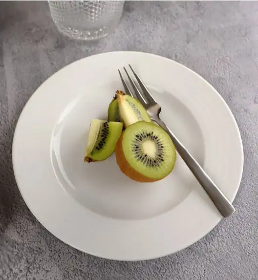 WYPRZEDAŻ! KAHLA P-Y Serwis obiadowy 6 elementów dla 3 osób  / porcelana