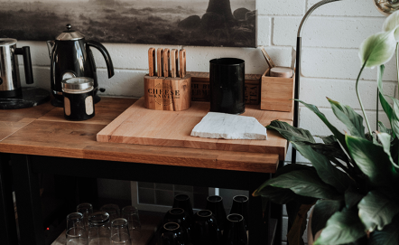 Kuchnia w stylu retro: inspiracje, meble, dodatki