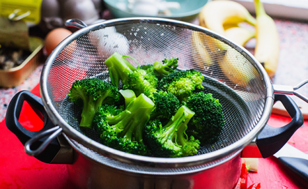 Brokuły, kalafior, brukselka – czy wiesz, jak ugotować te produkty?