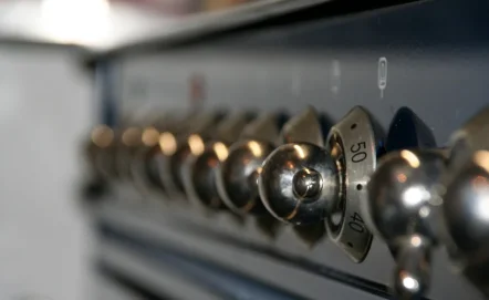 Jakie blachy do piekarnika elektrycznego?