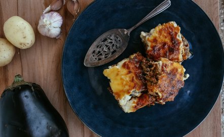 Moussaka grecka z bakłażanem i mięsem mielonym – przepis