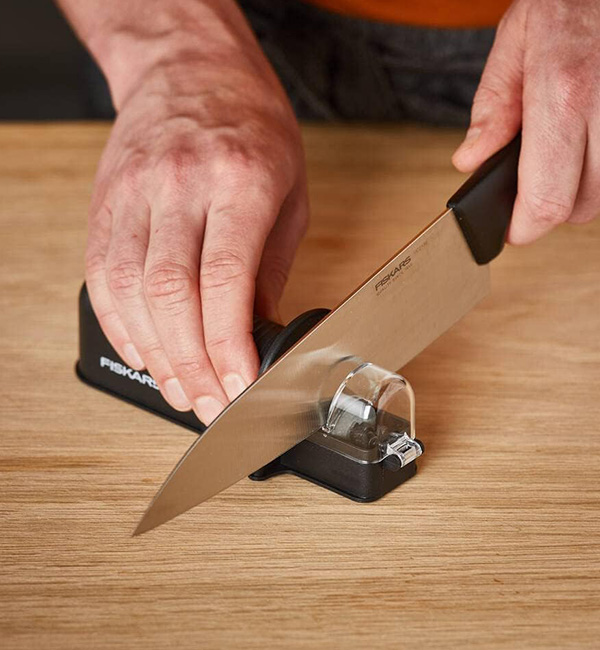 Fiskars Essential noże